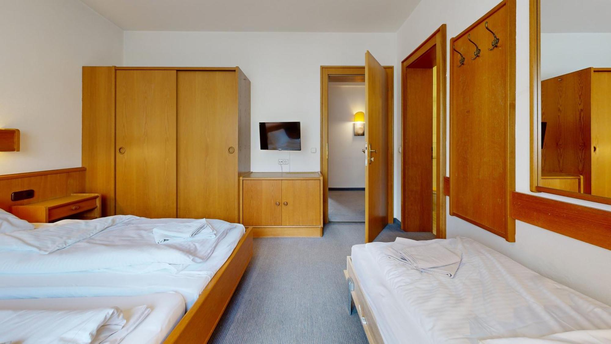 Brixana Hotel Brixen im Thale Exterior photo